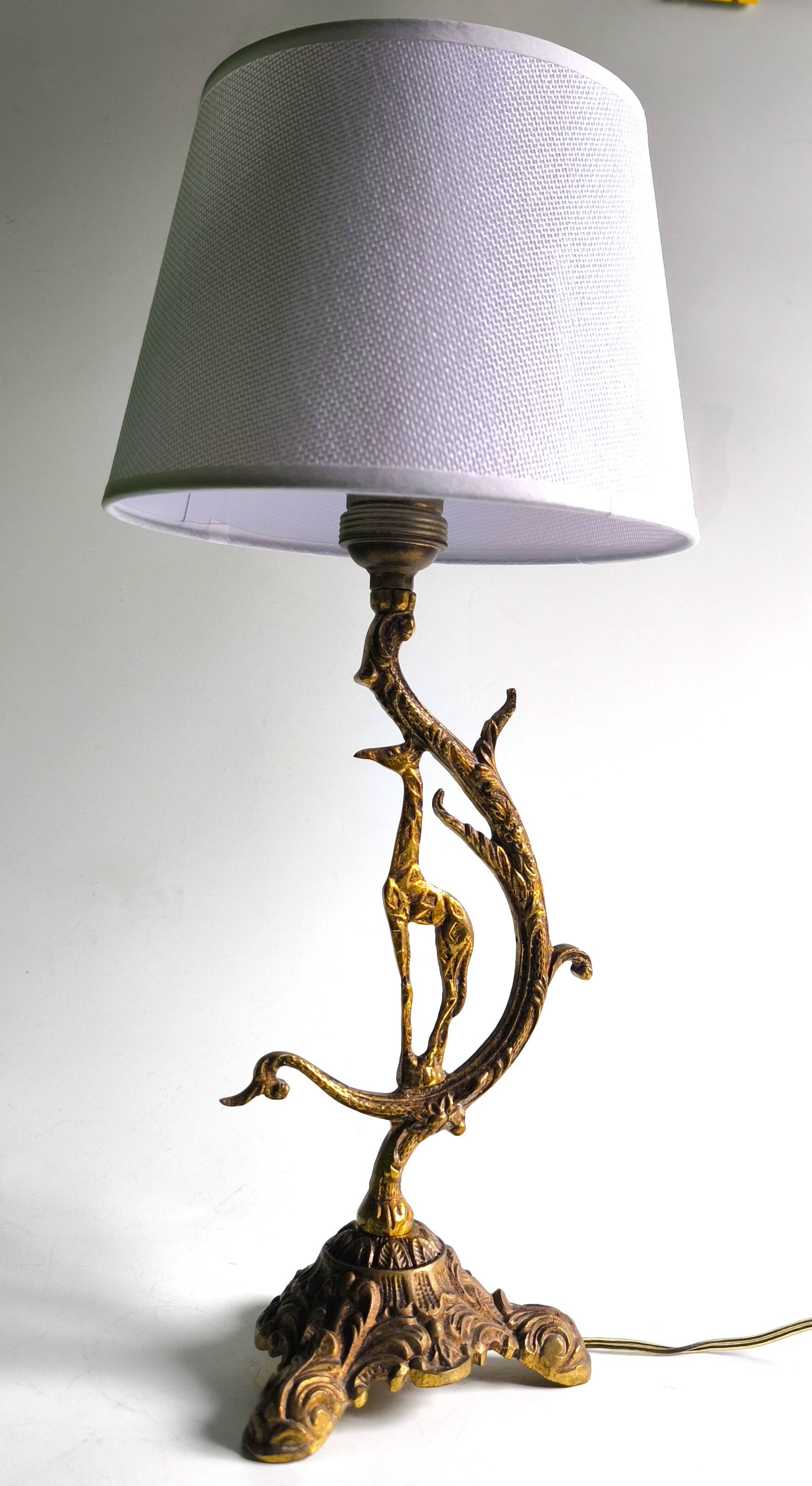 Naturalist Art Nouveau lamp from the early 20th century.