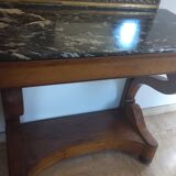 Marbled console