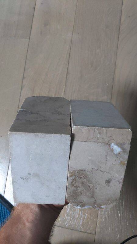 Art Deco marble bookends in café au lait from the 1930s