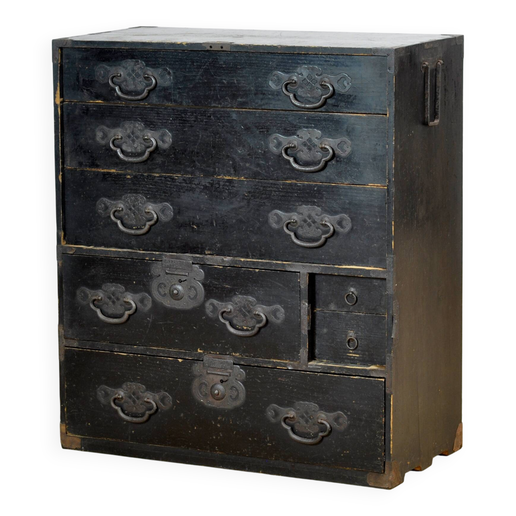 Japanese Tansu chest of drawers, circa 1870
