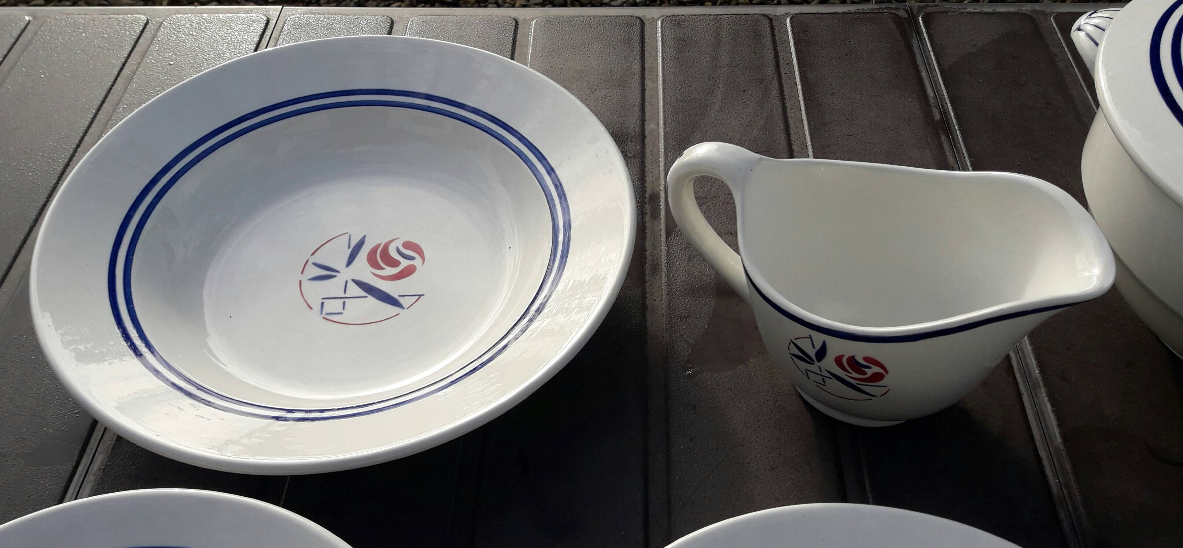 Dinnerware set for 6 people 15 pieces Sarreguemines model Marianne