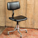 Chaise de bureau pivotante sur roulettes