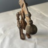 Statuette man with large head