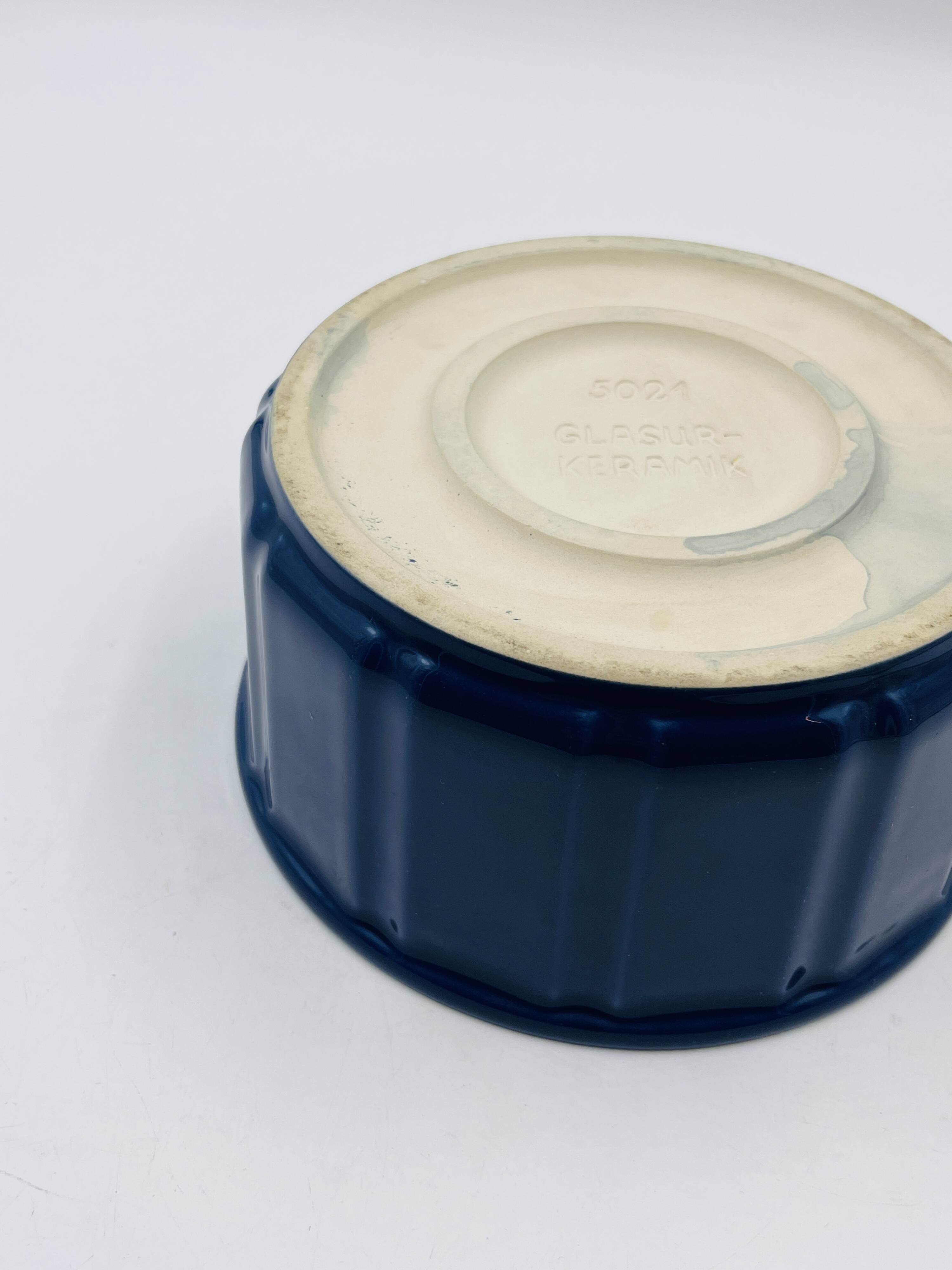 Vintage blue glazed ceramic gratin dish from the 1970s.