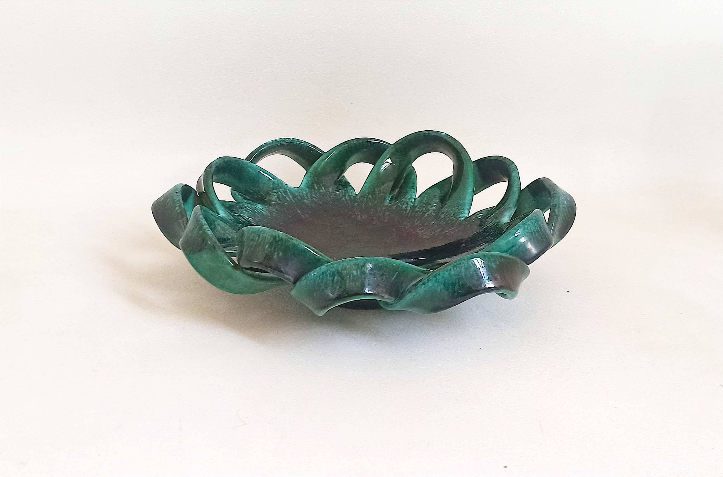 Fruit bowl or woven ceramic pocket tray signed Ceramid 1960s Diameter 32.3 m