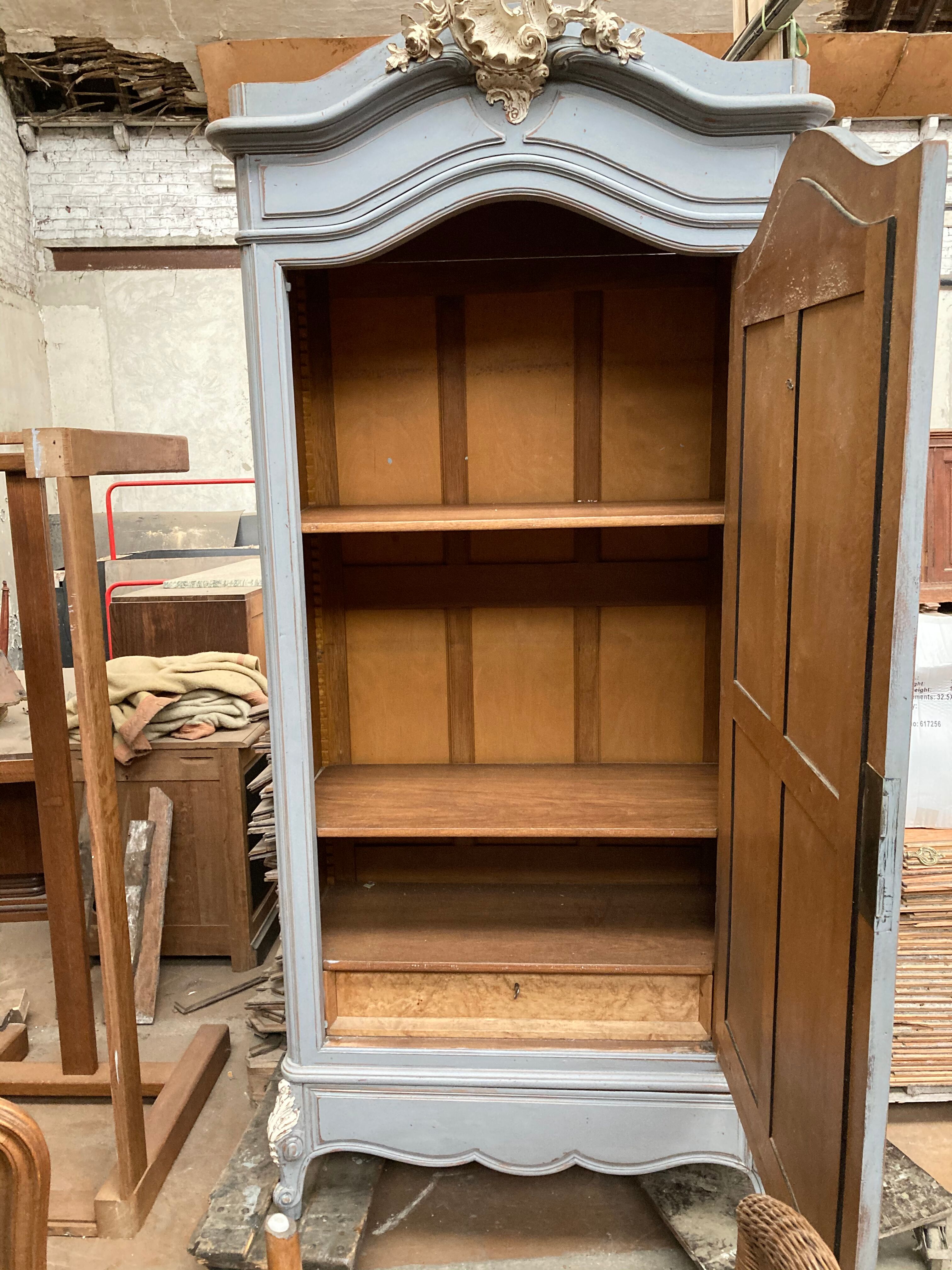 Former Louis XV ice cabinet