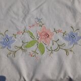 White oval tablecloth large format floral 255X170