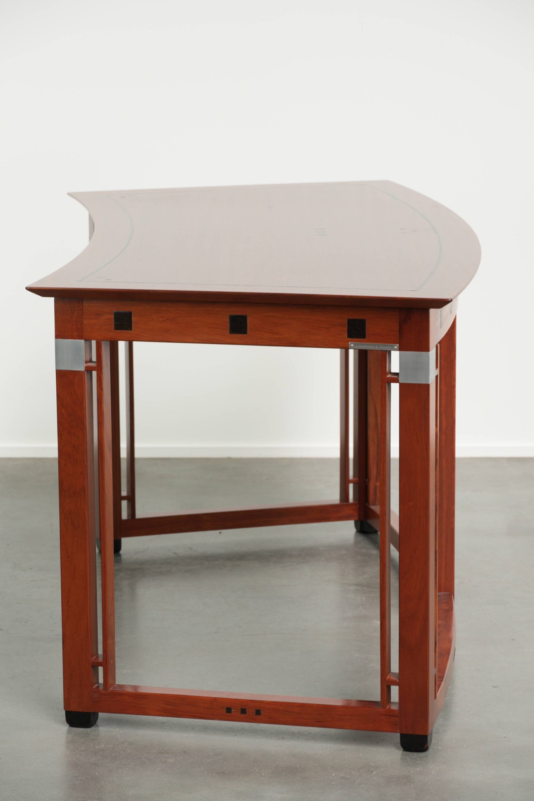 Luxurious curved writing desk/office desk in Art Deco design