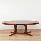 Oval dining table Baumann in teak from the 1970s.