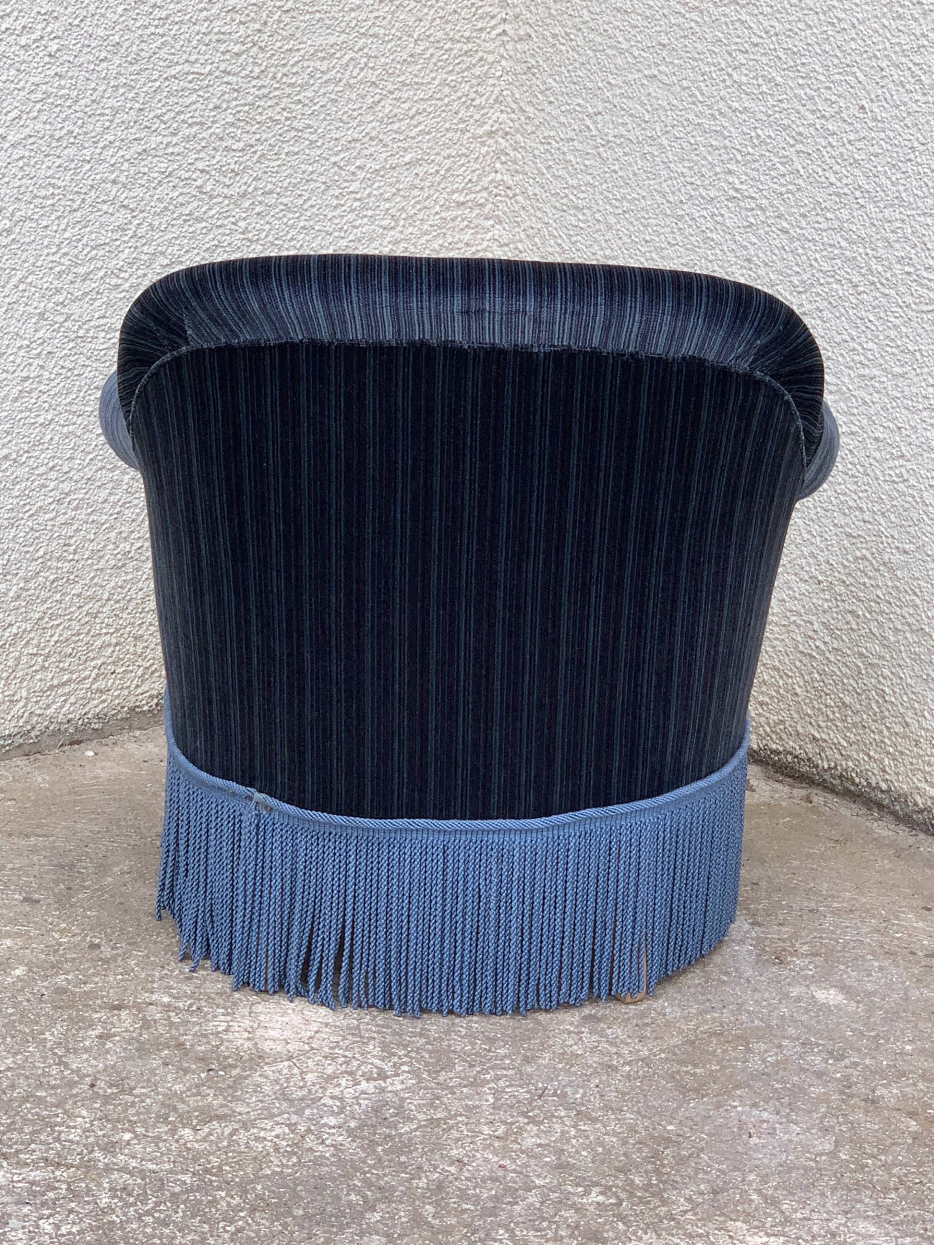 Jean blue velvet toad armchair