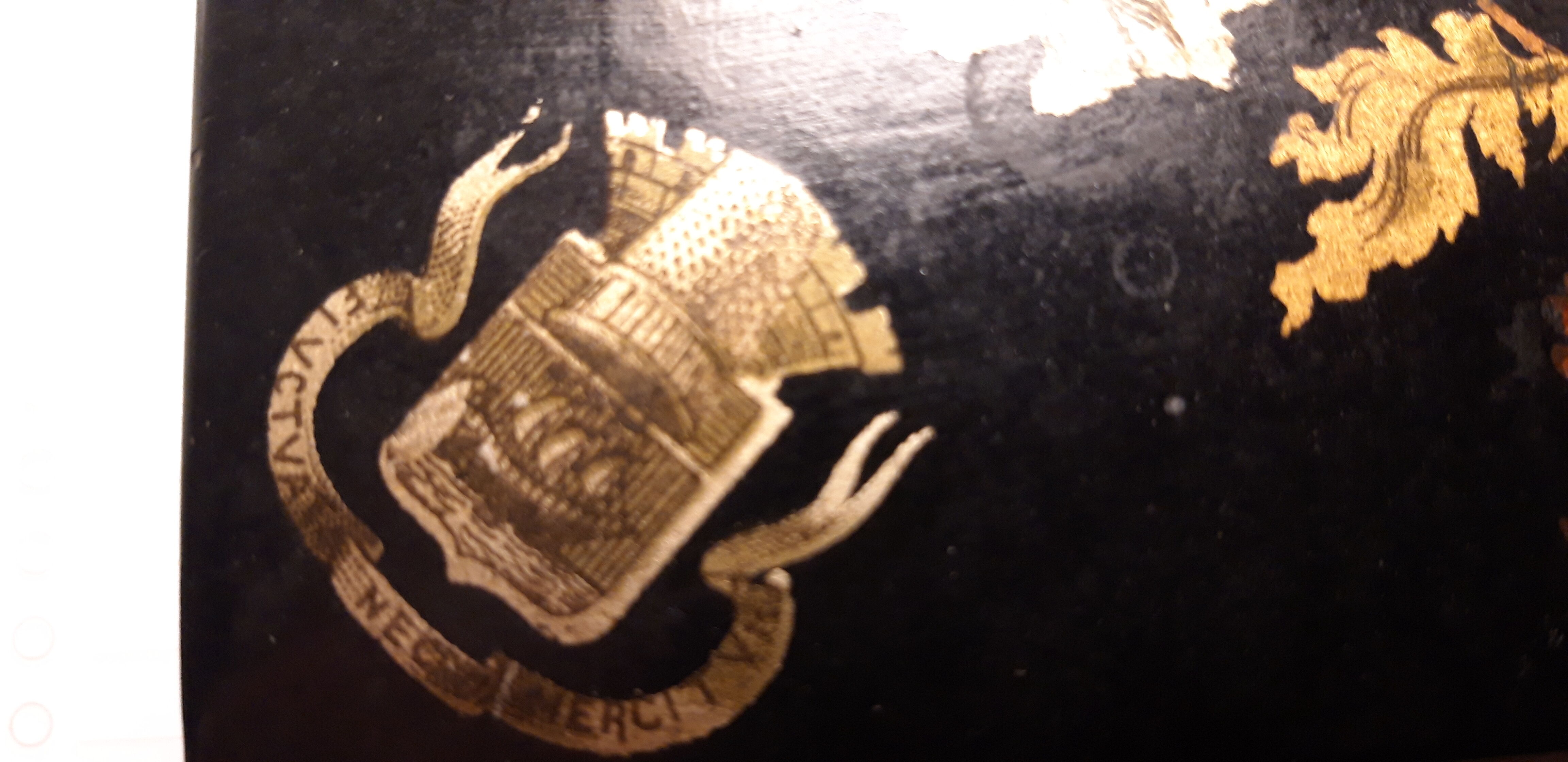black laqué wooden box décor Paris