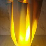 Corolla resin lamp