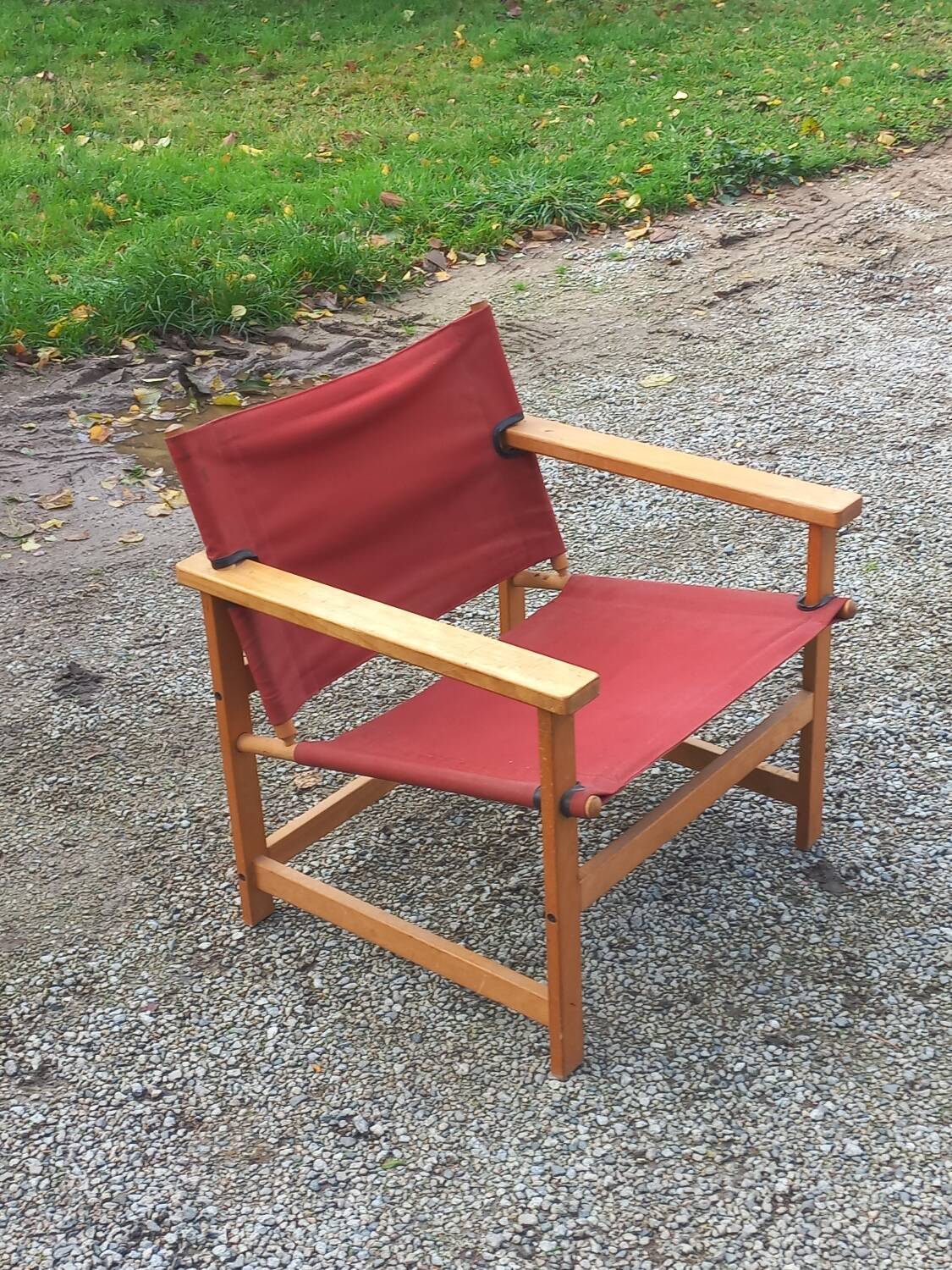 Safari armchair in beech and cotton canvas