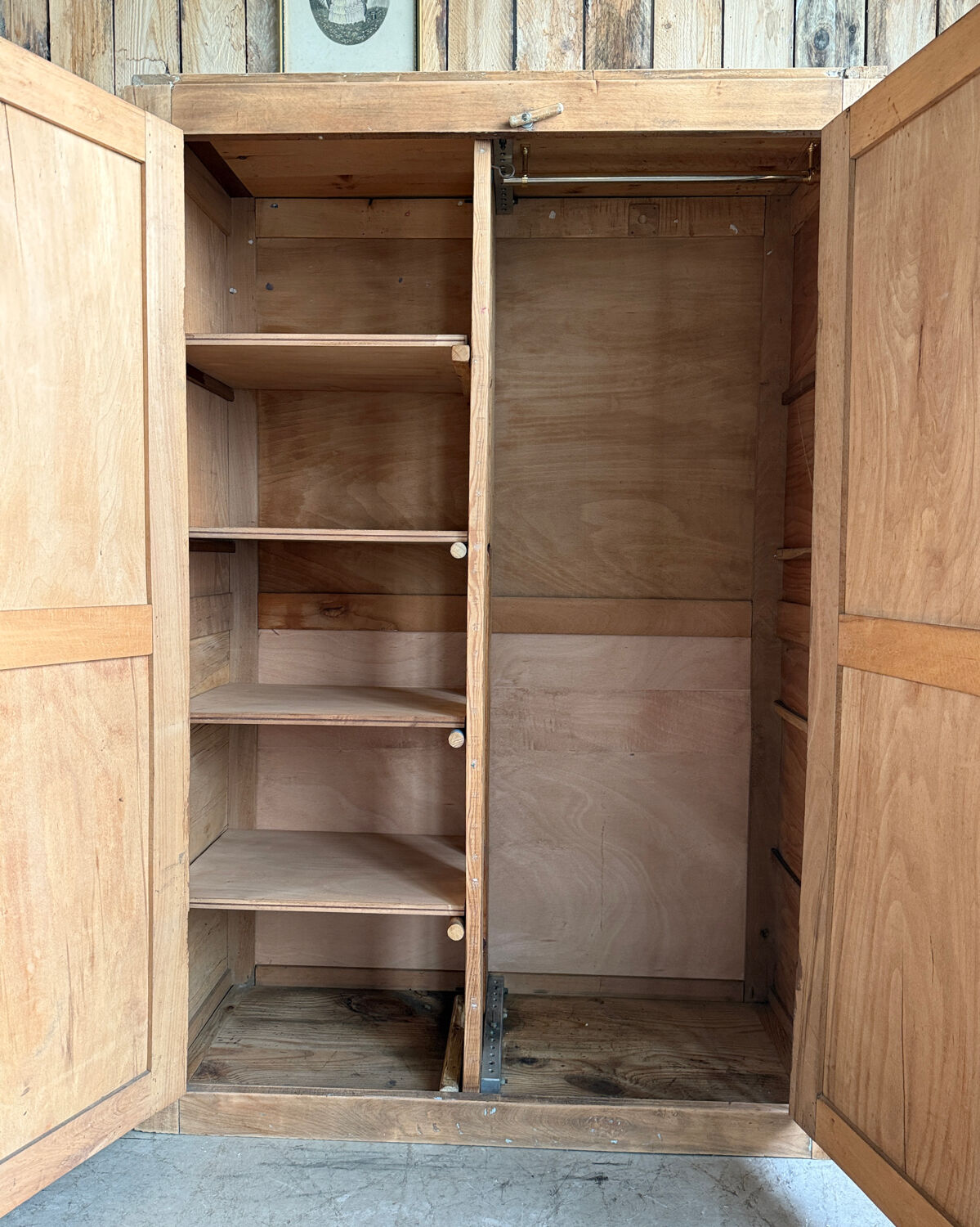 Small Parisian wardrobe