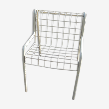 Fauteuil en maille métallique blanc