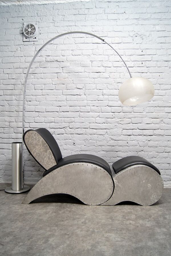 Chaise de salon en aluminium industriel et en vinyle avec repose-pieds, années 1970