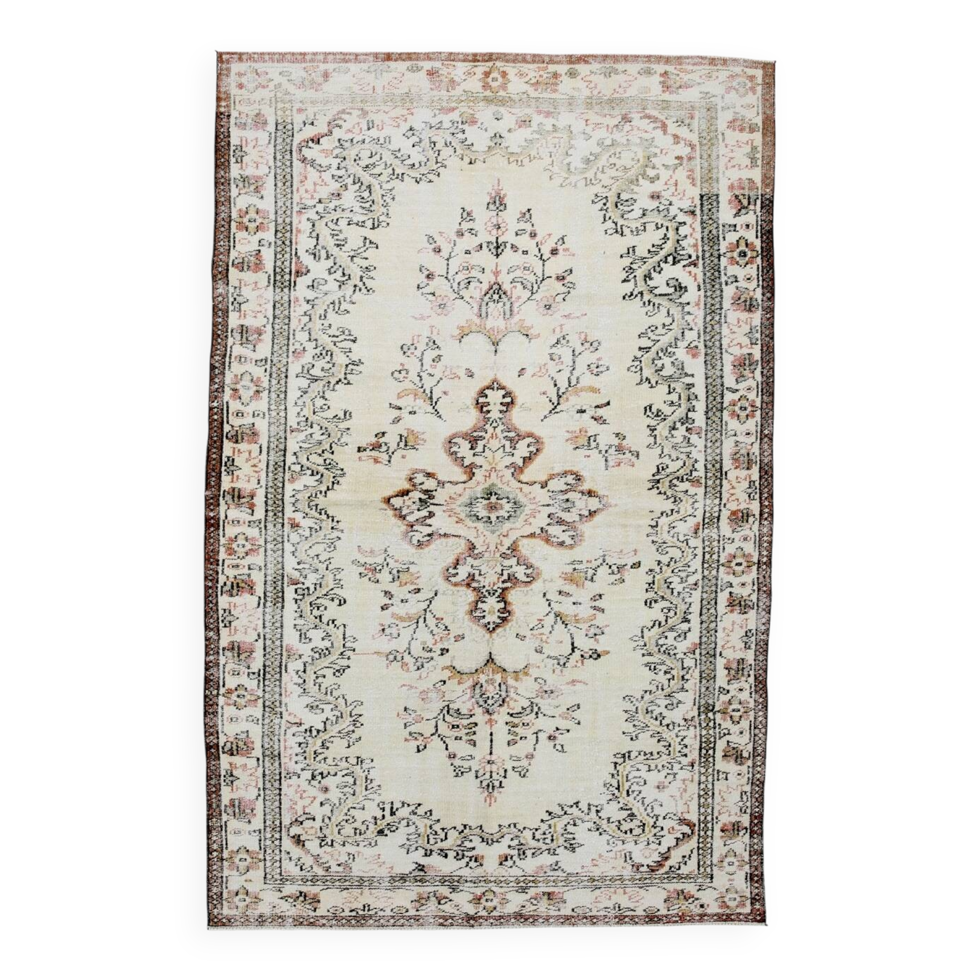6x9 Persian Classic Cream & Black Vintage Rug, 183x287Cm