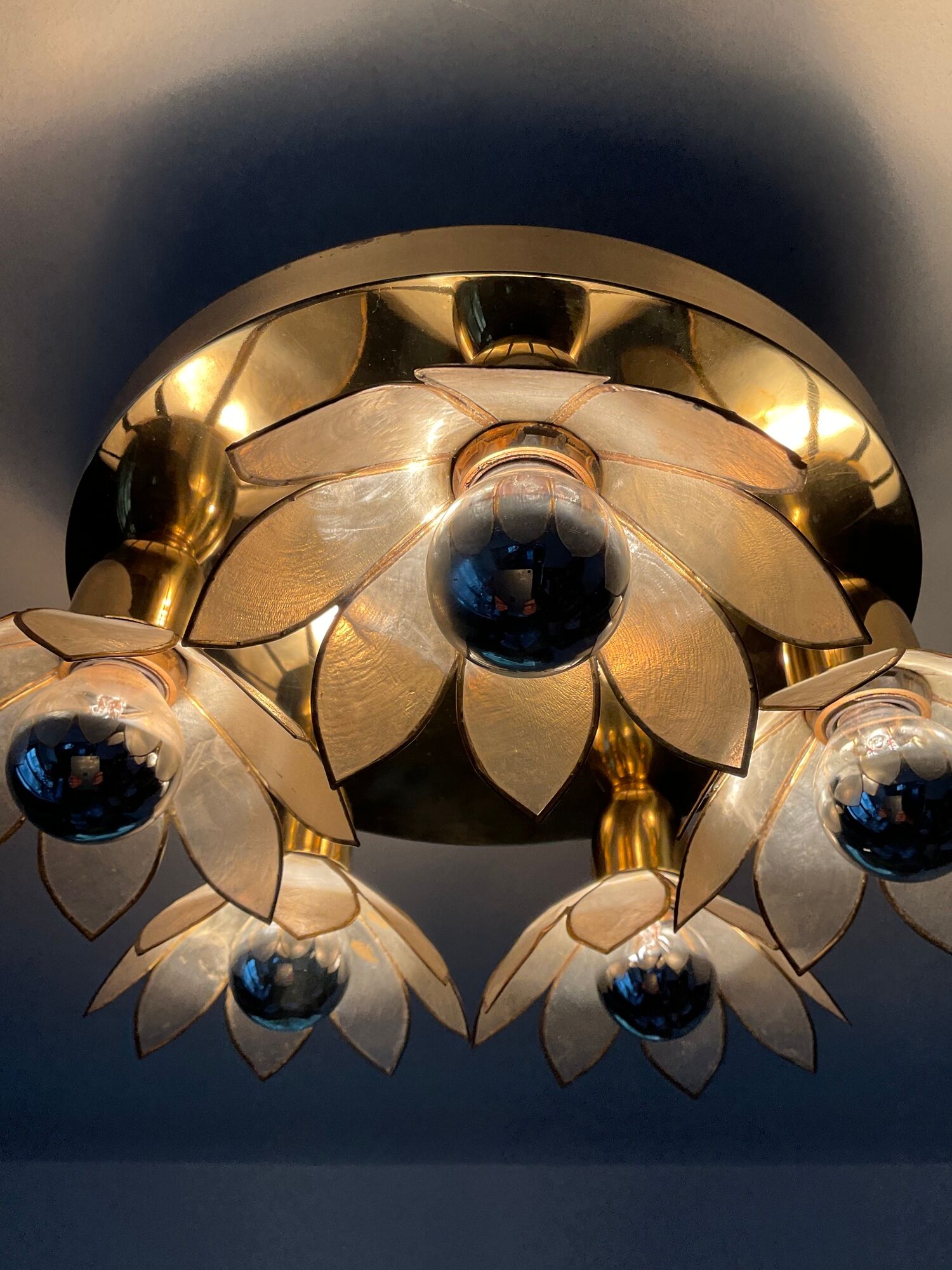 Vintage ceiling lamp in brass and mother-of-pearl 60s-70s