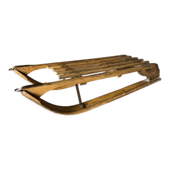 Wooden sled early twentieth patina of origin
