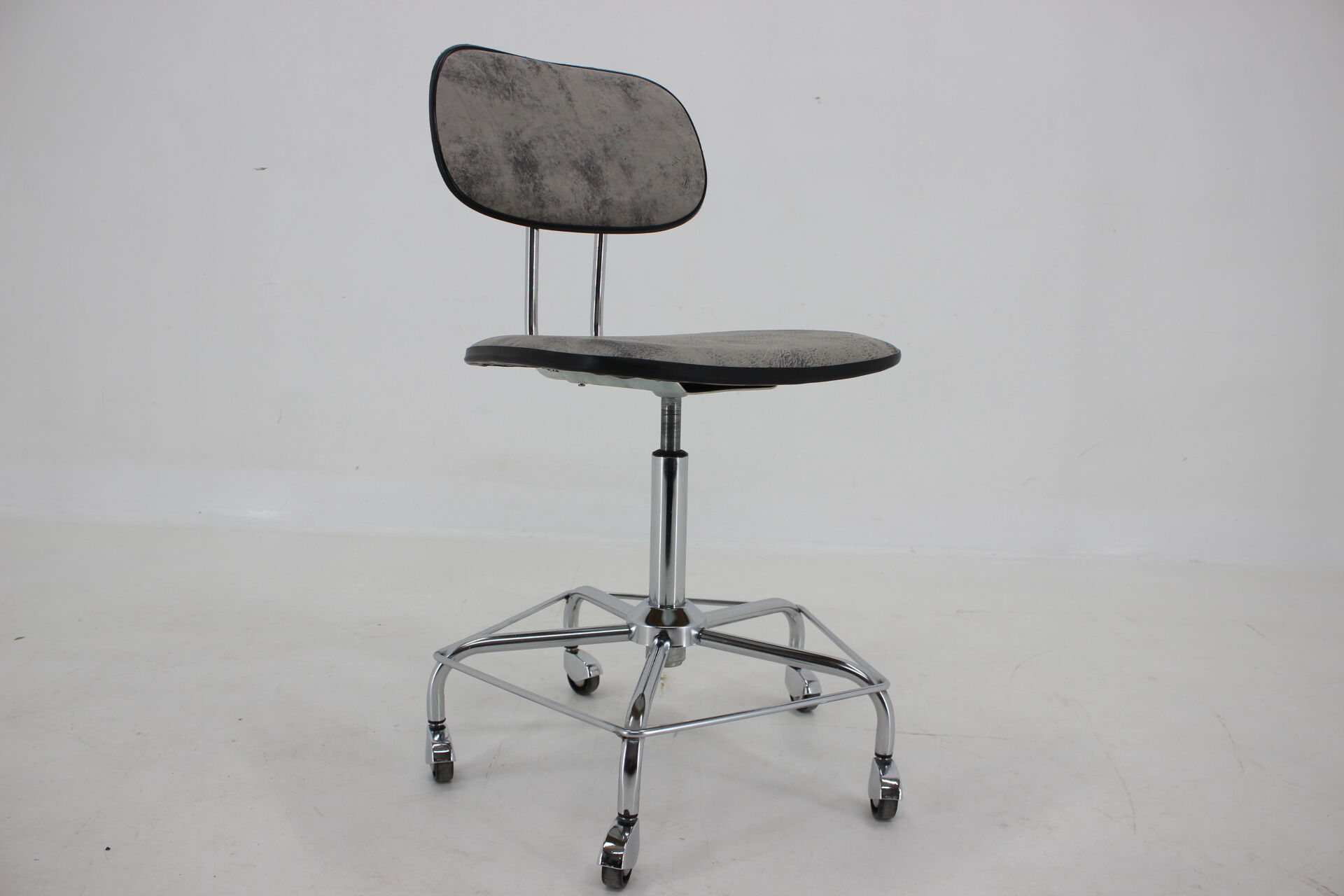 1970s Office Chair in Leather, Germany