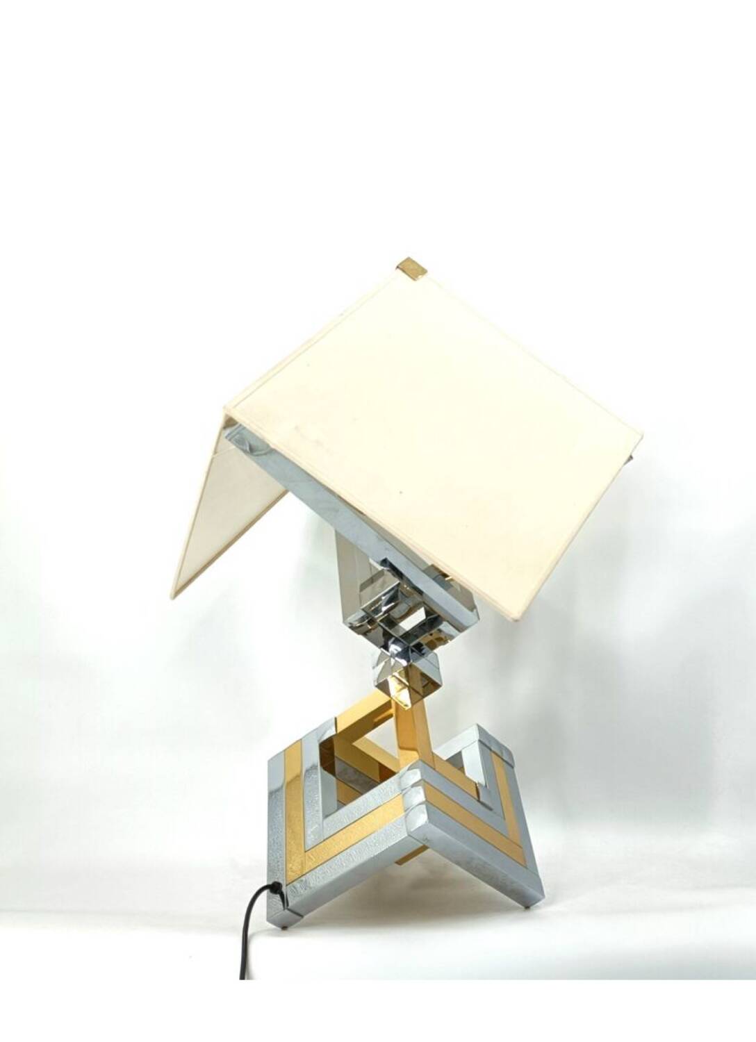 Geometric lamp Lumica by Romeo Rega