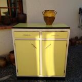 Buffet parisien en bois / portes et tiroirs jaune / années 1960