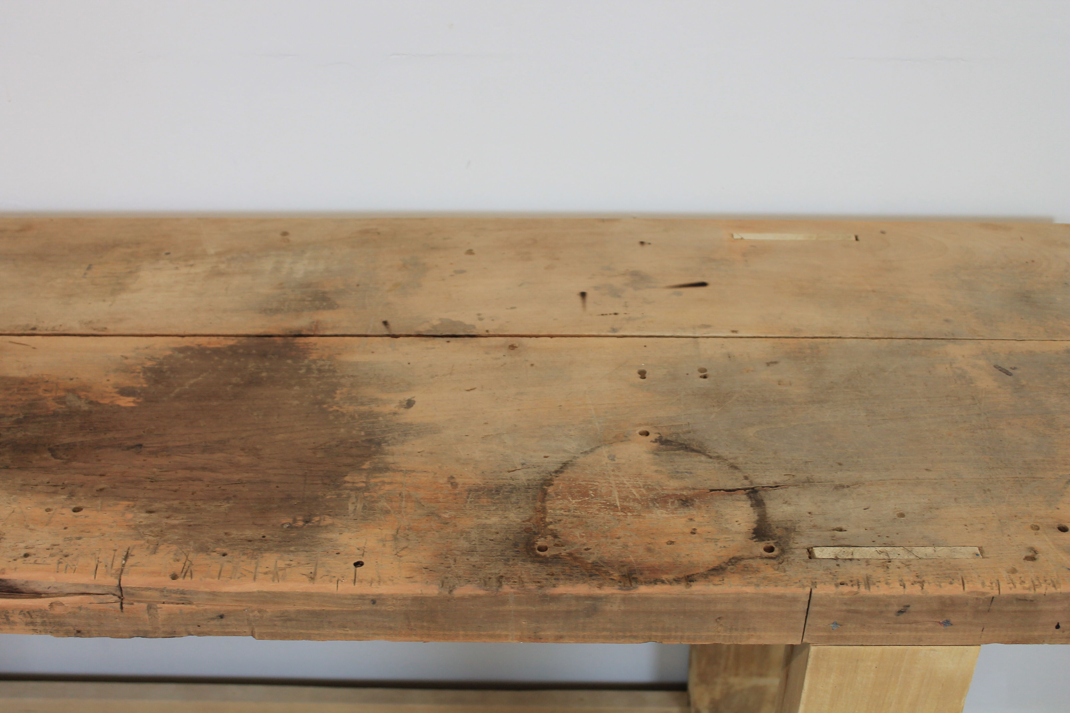 Carpenter's establishment