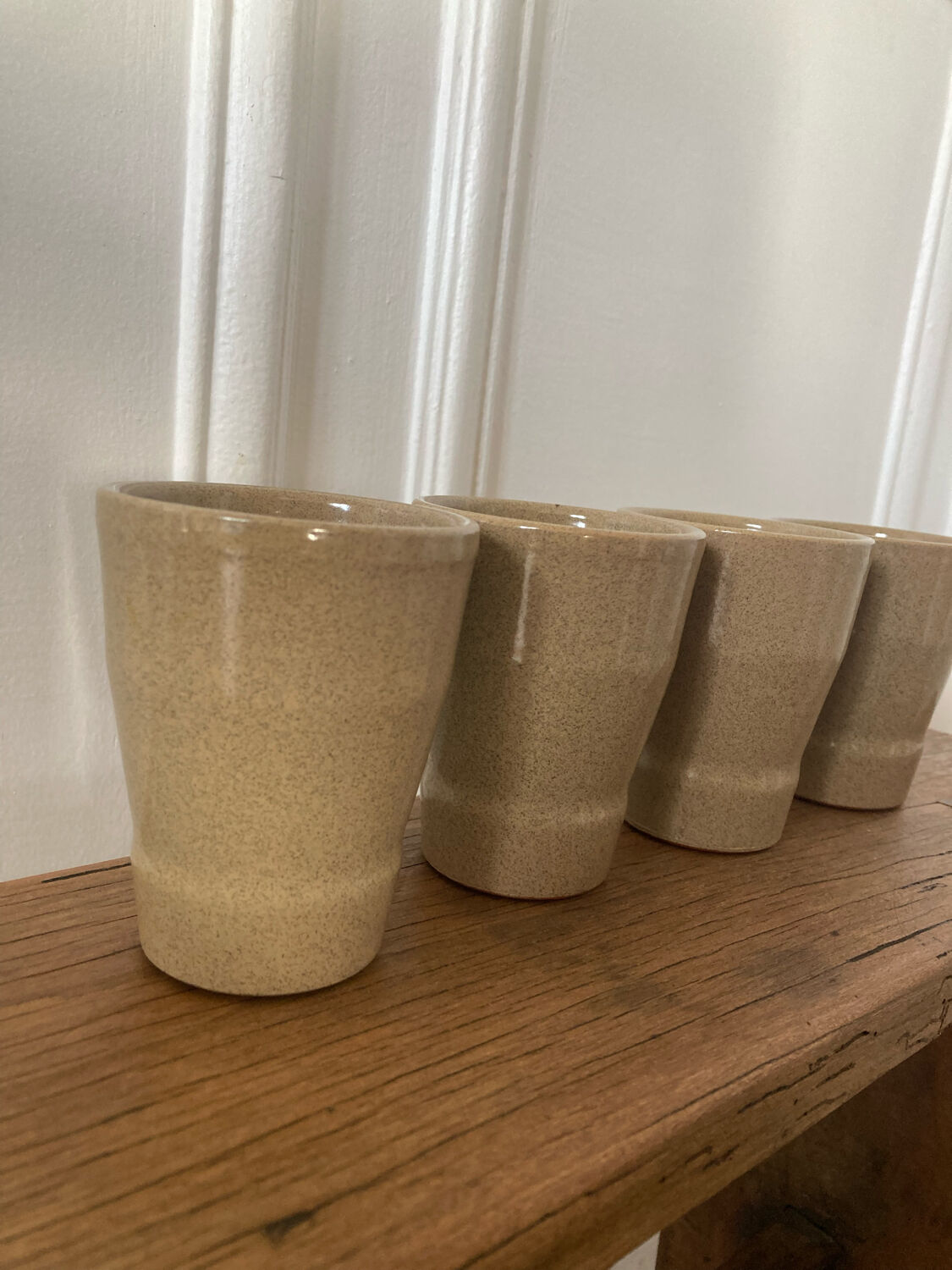 4 stoneware cups