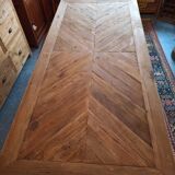 Pine table