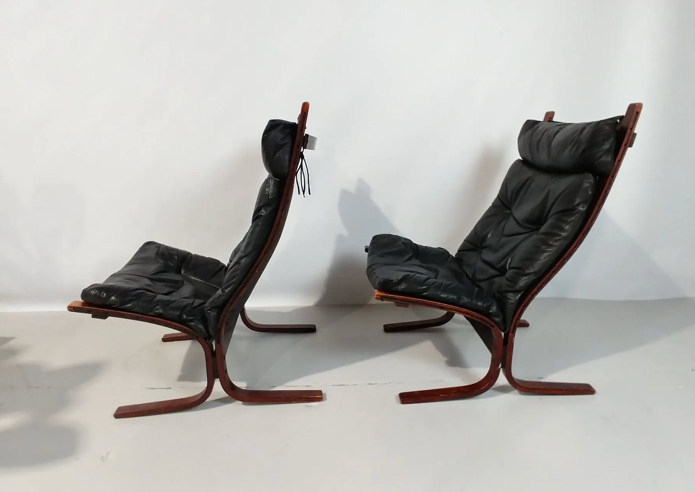 Pair of Siesta chairs by Ingmar Reling