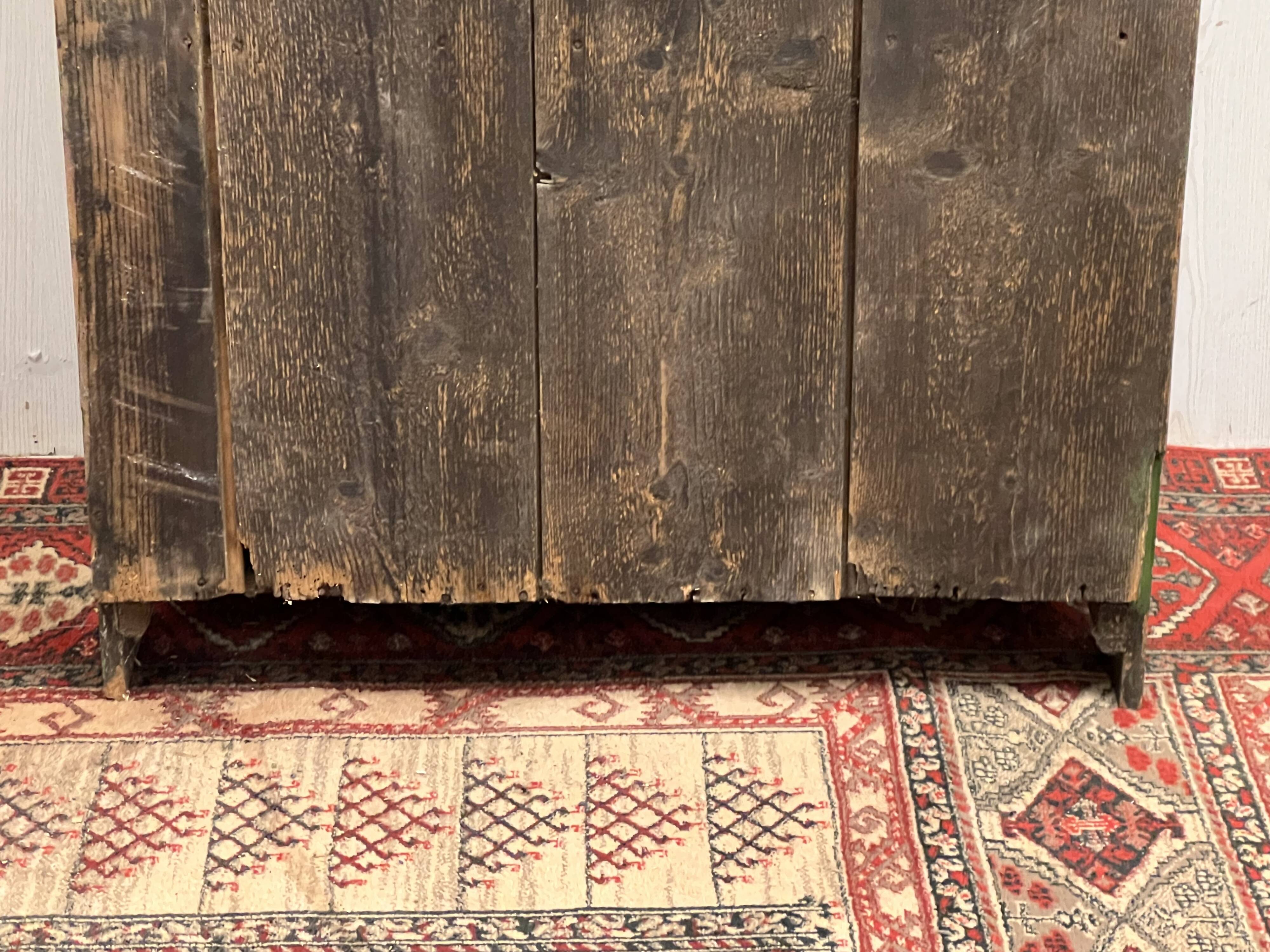 Patinated furniture / patinated buffet