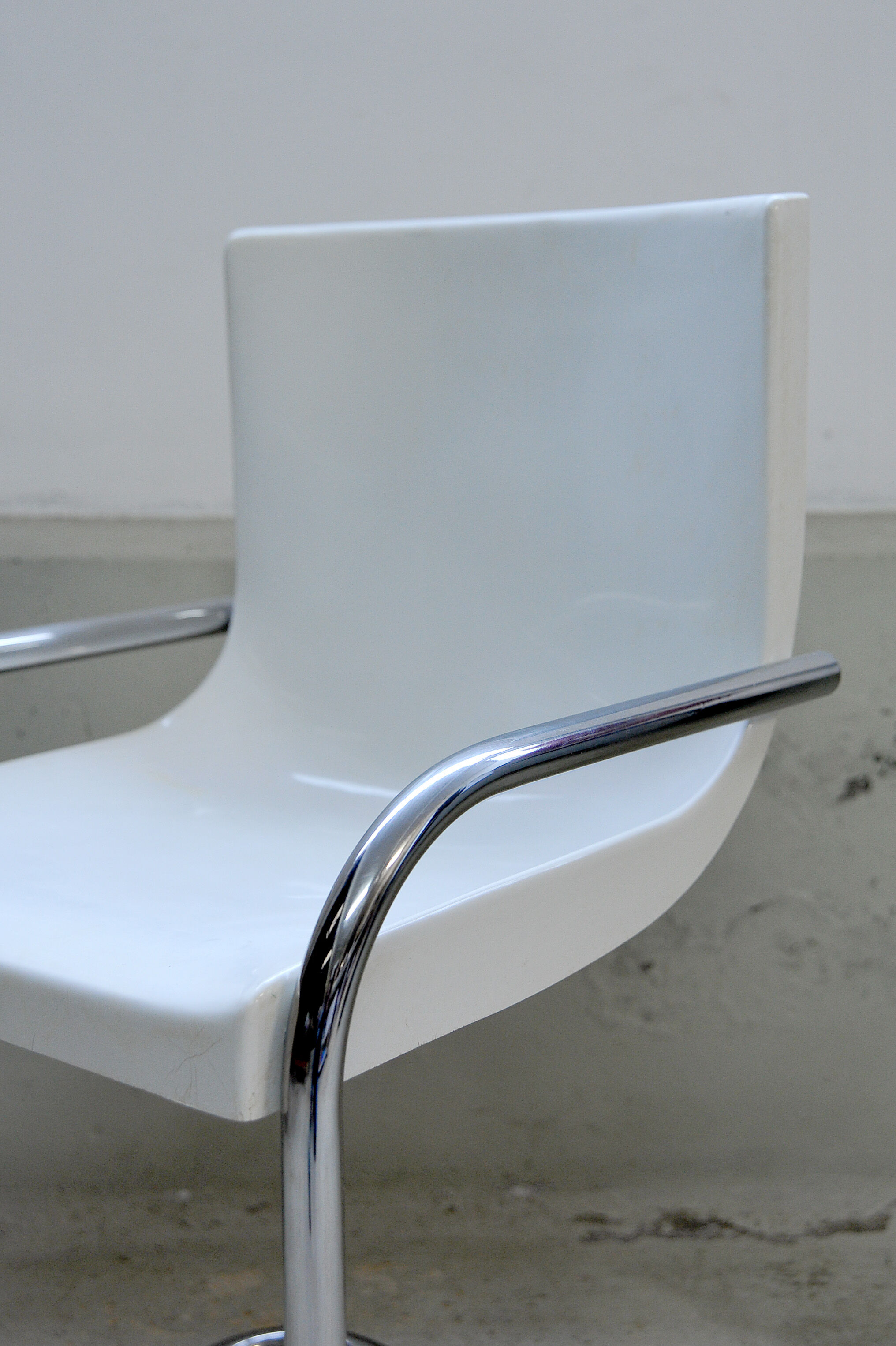 Cantilever Gautier chair, France, 1970