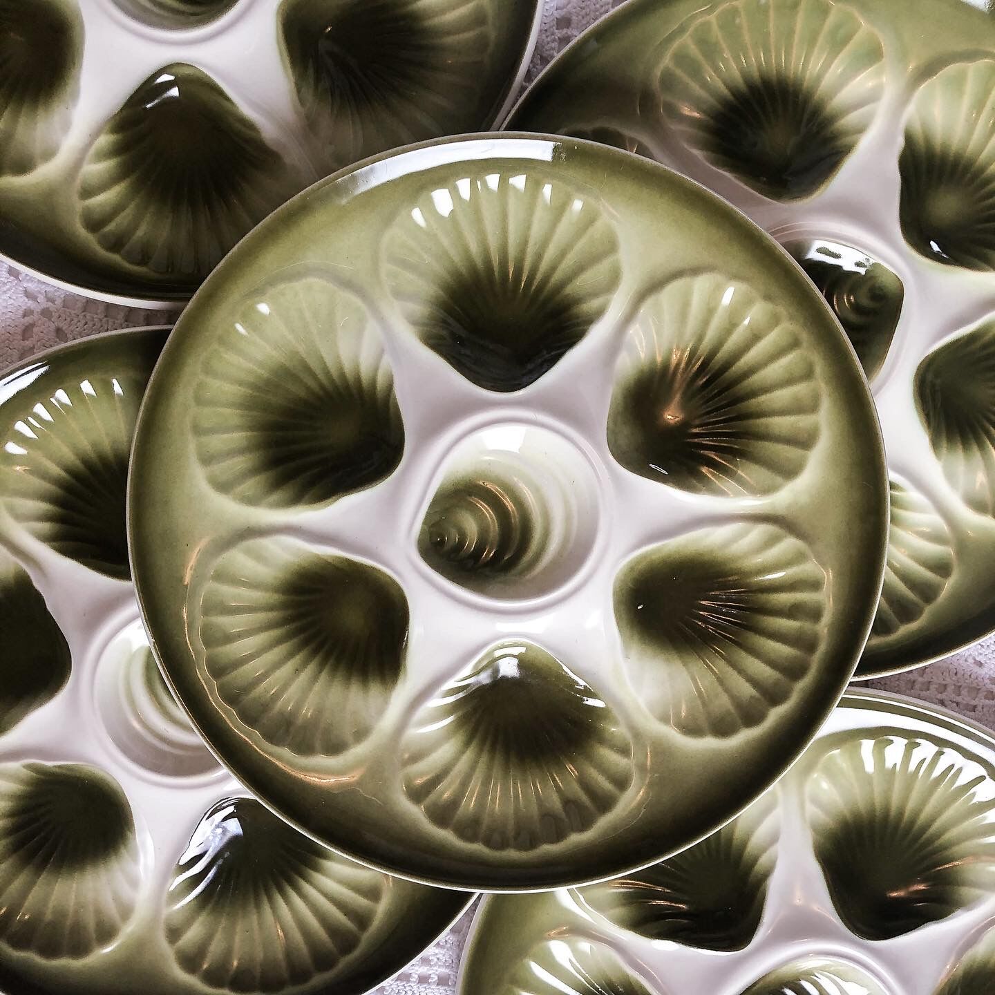 6 oyster plates Moulin des loups