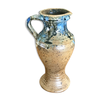 Glassed sandstone pitcher