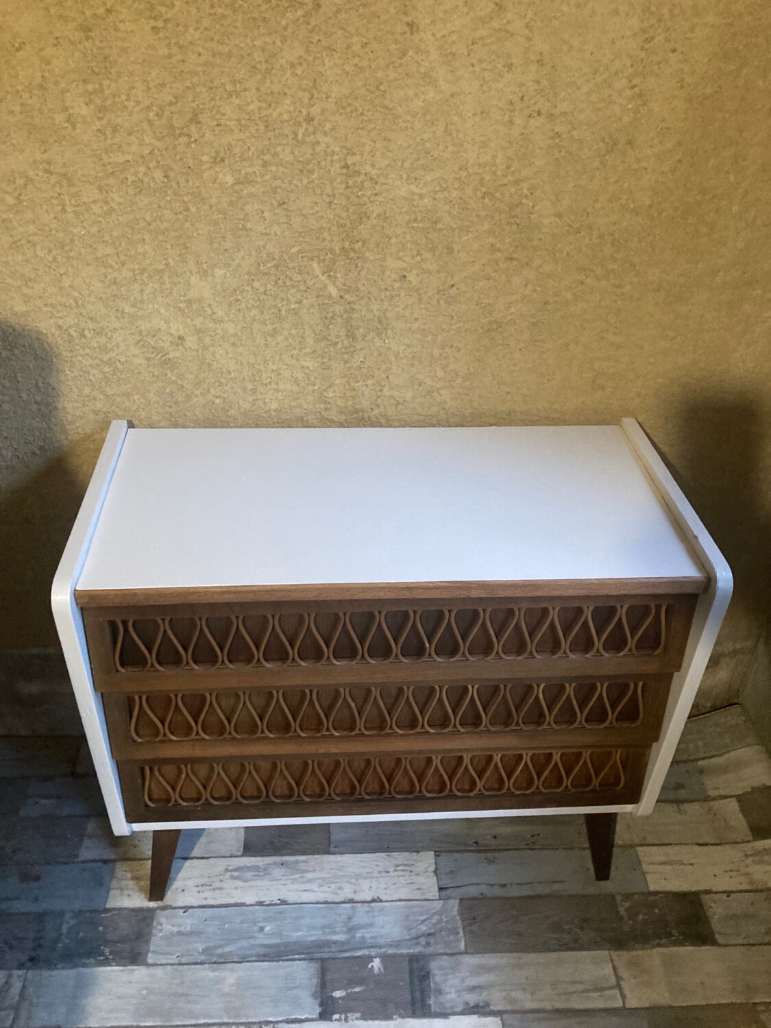 60s chest of drawers