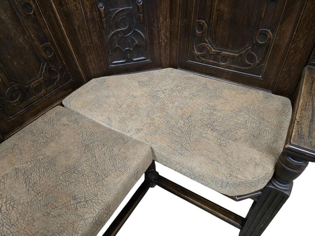 Vintage corner bench in wood in Henri II style