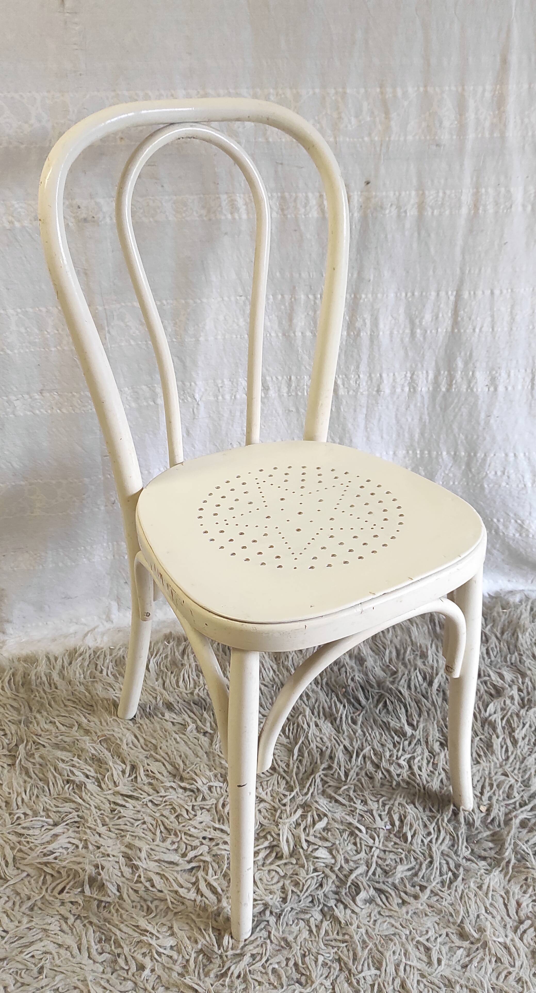 Bentwood bistro chairs - mid 20th century