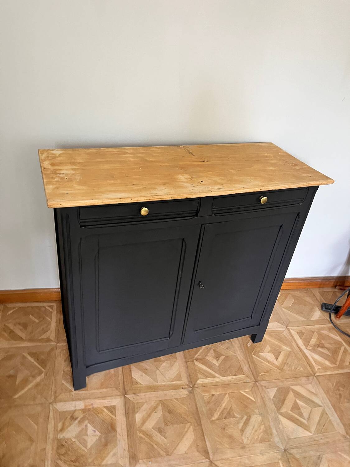 Old Parisian dresser