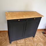 Old Parisian dresser