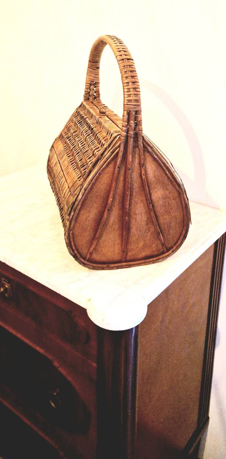 1960s wicker basket handbag