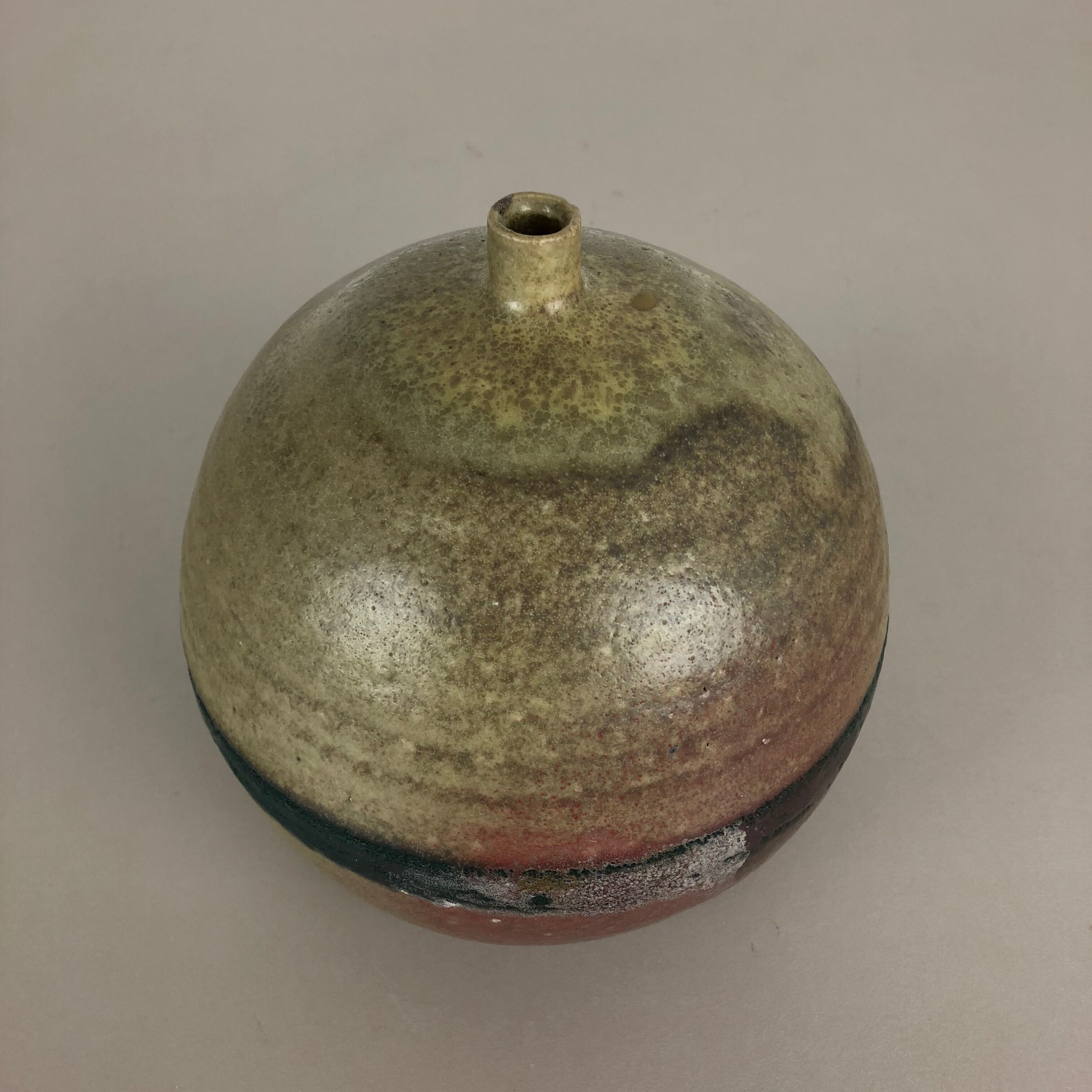 Original 1960 ceramic studio pottery vase by Piet Knepper for Mobach in the Netherlands