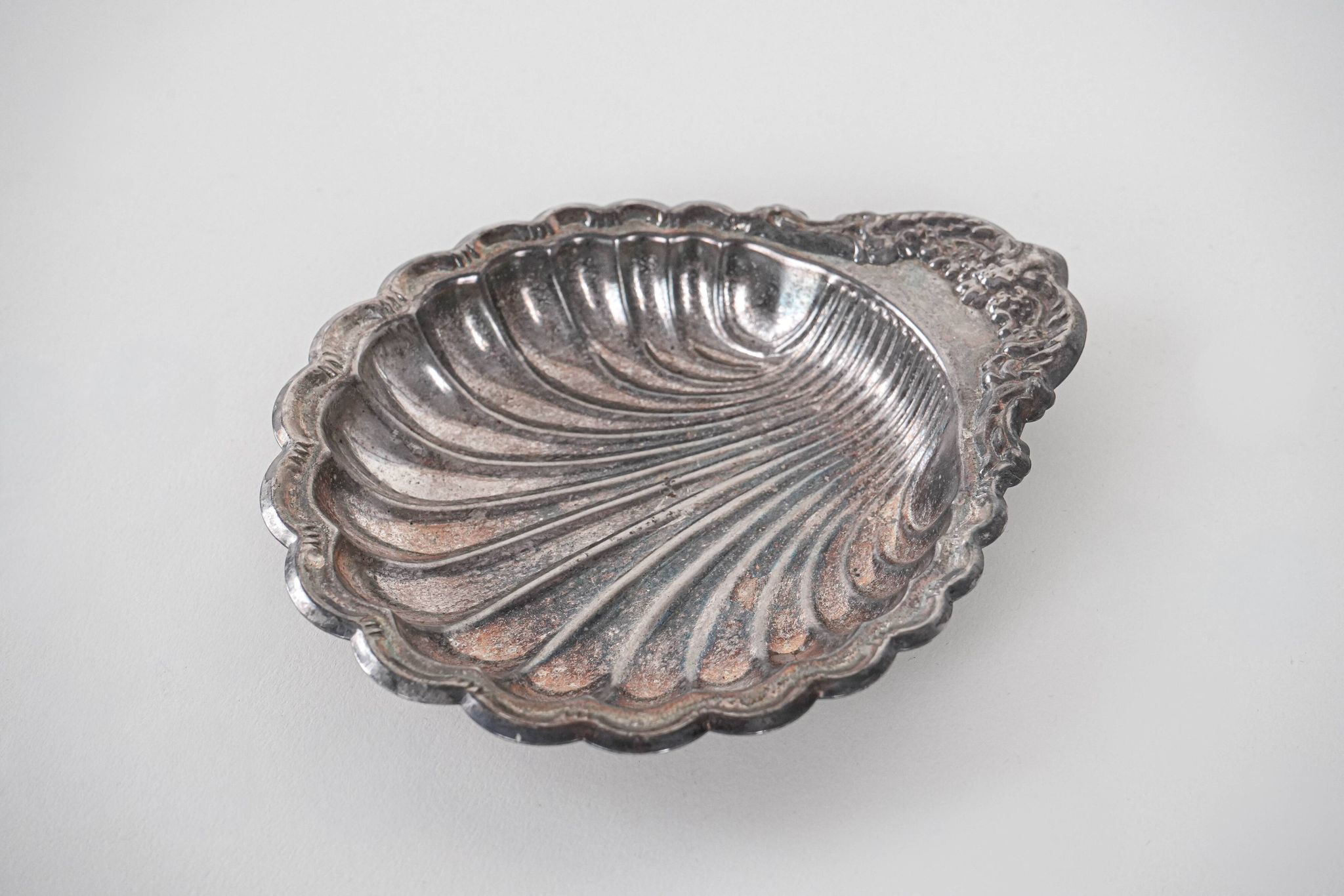 Metal platter, Italian design, 1960s, made in Italy