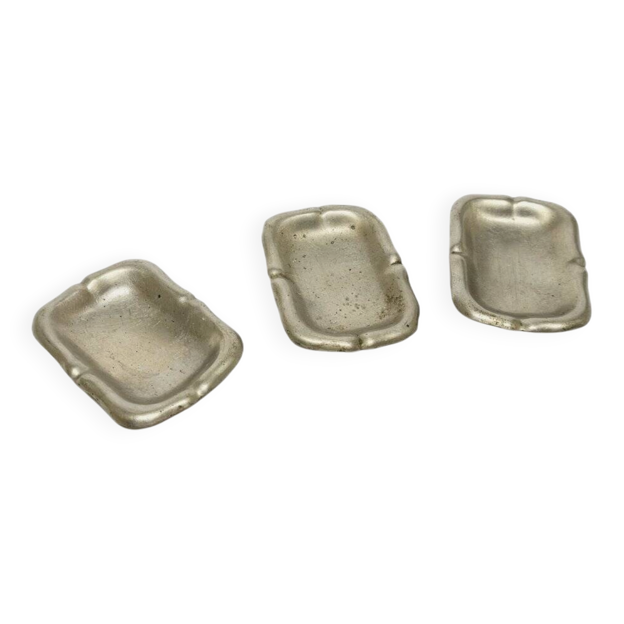 20th century art nouveau fish bones pads, Poland, 1890s, set of 3