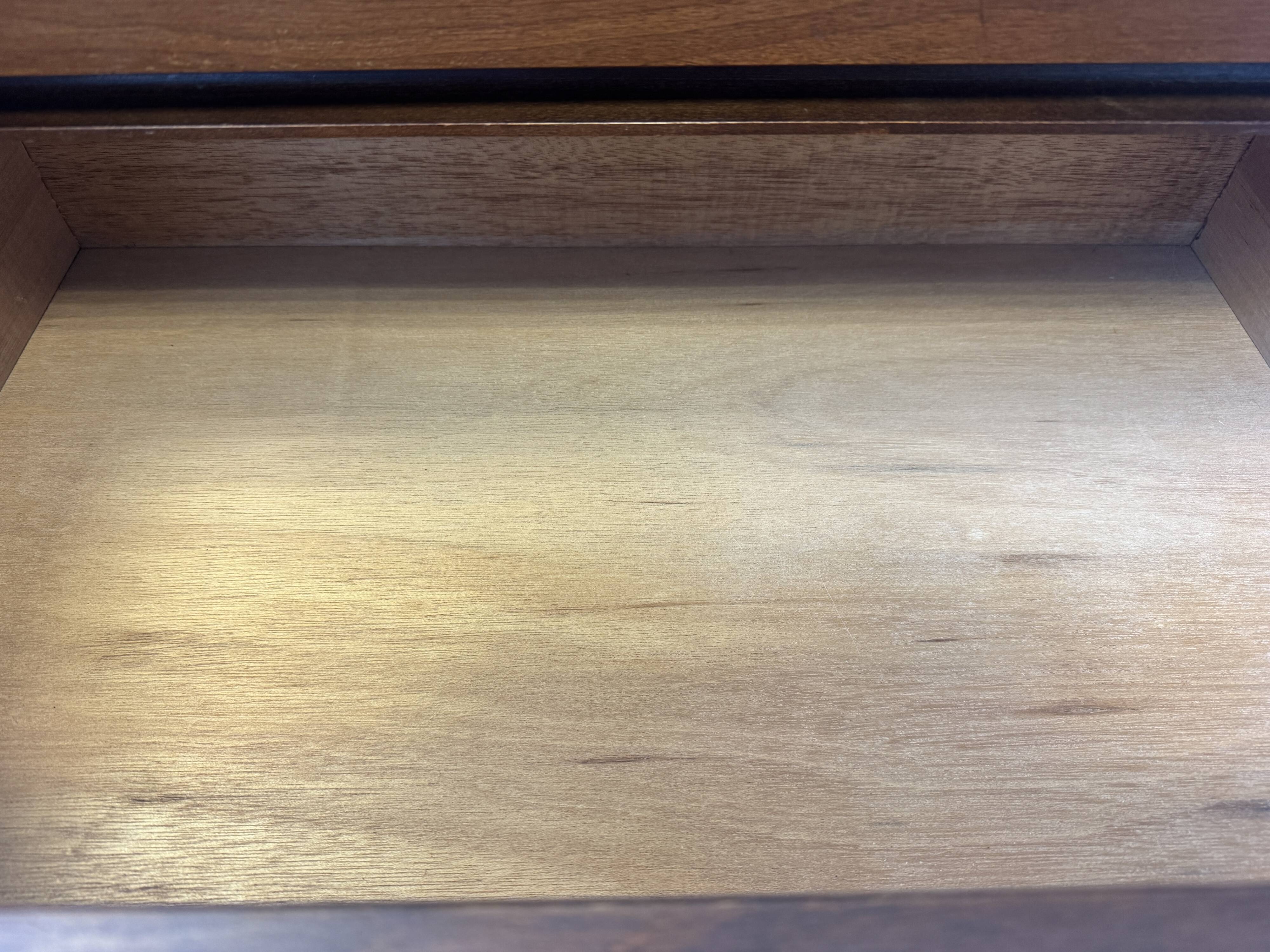 6-drawer Scandinavian style chest of drawers