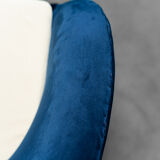 Blue velvet armchair design 70s vintage modernariato
