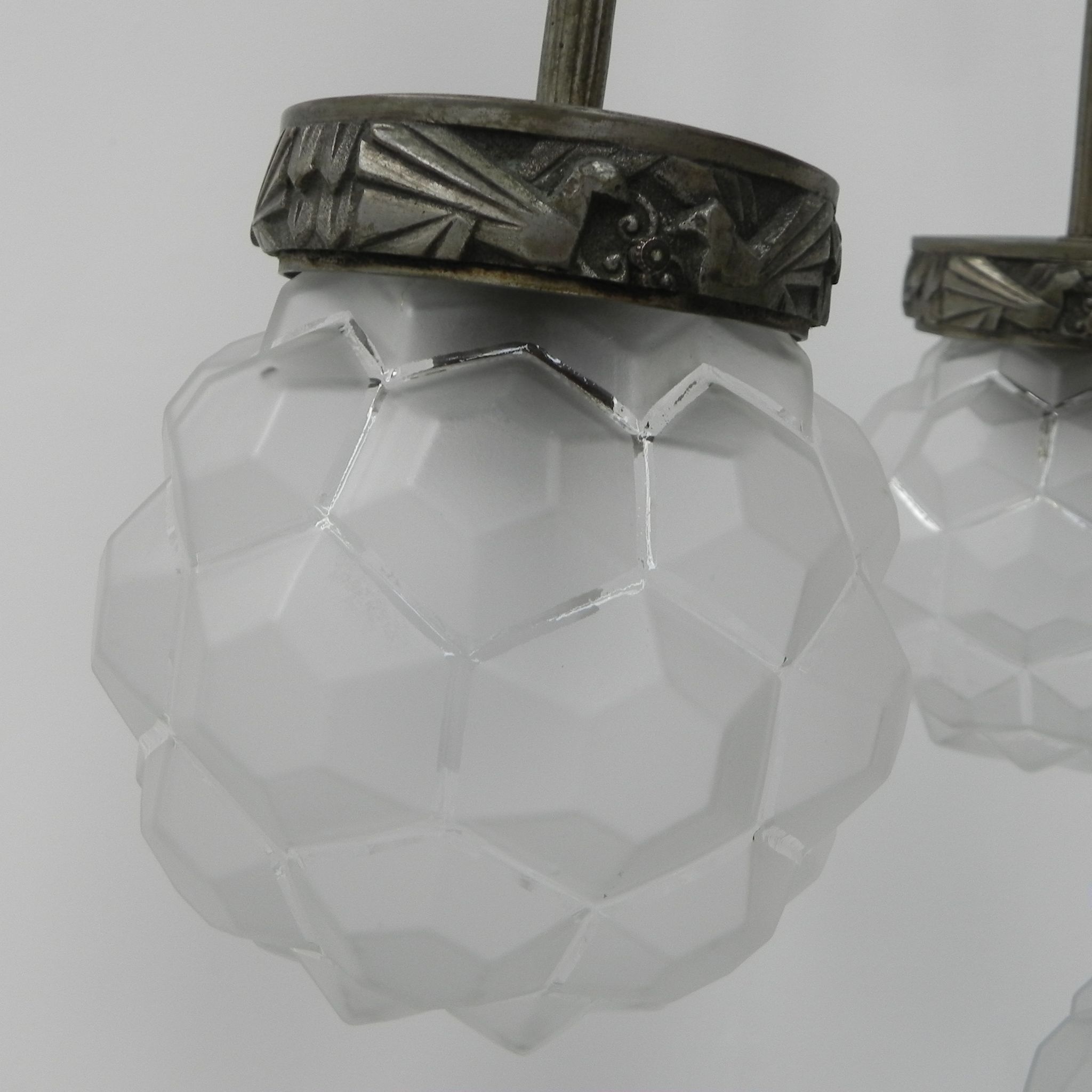 Suspension art déco avec 5 sphères sur 5 tiges
