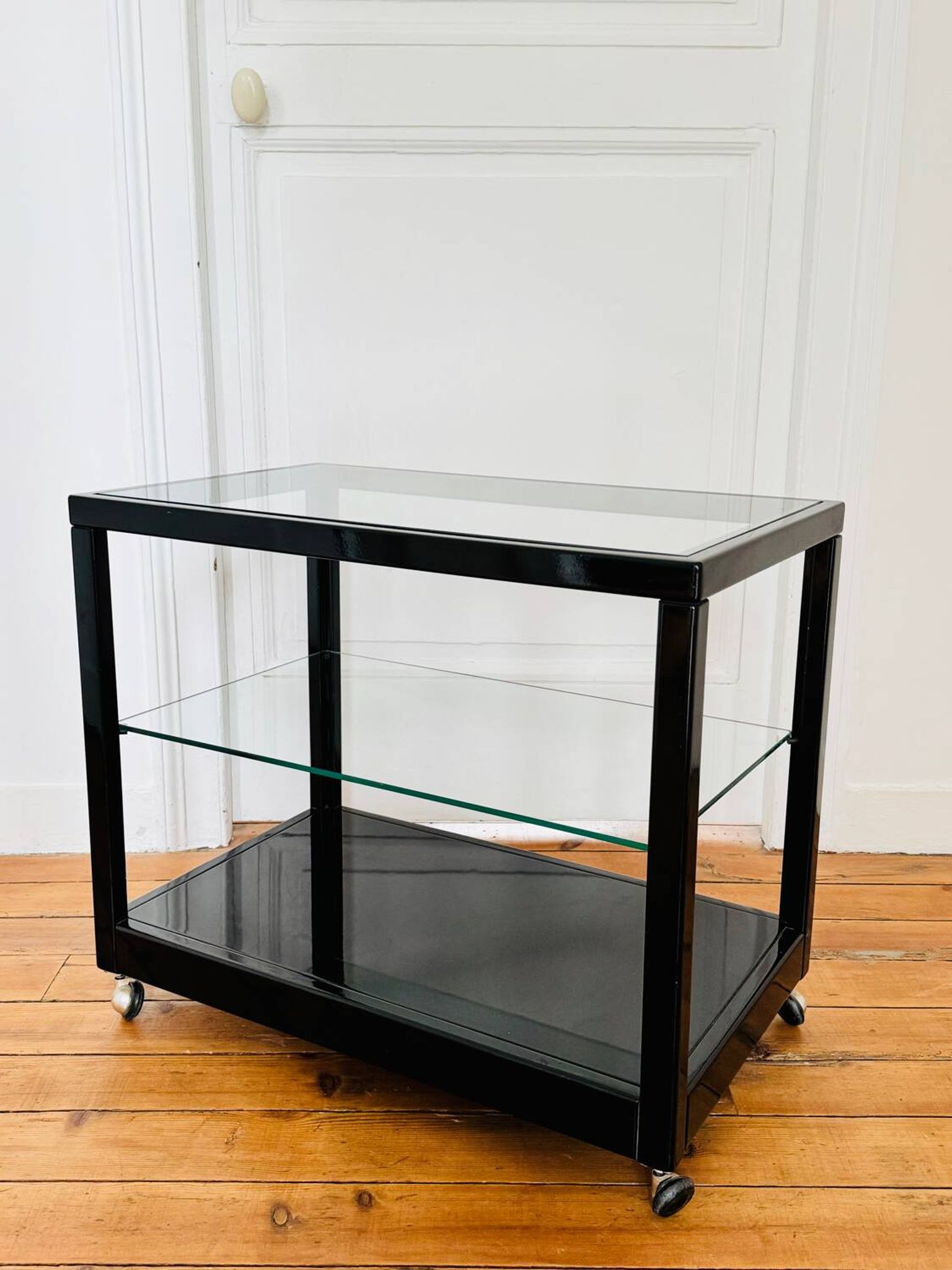 Trolley, occasional piece of furniture on vintage wheels