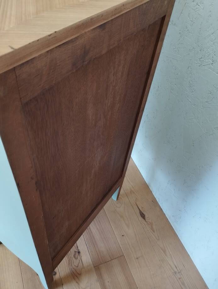 Chest of drawers, Tallboy