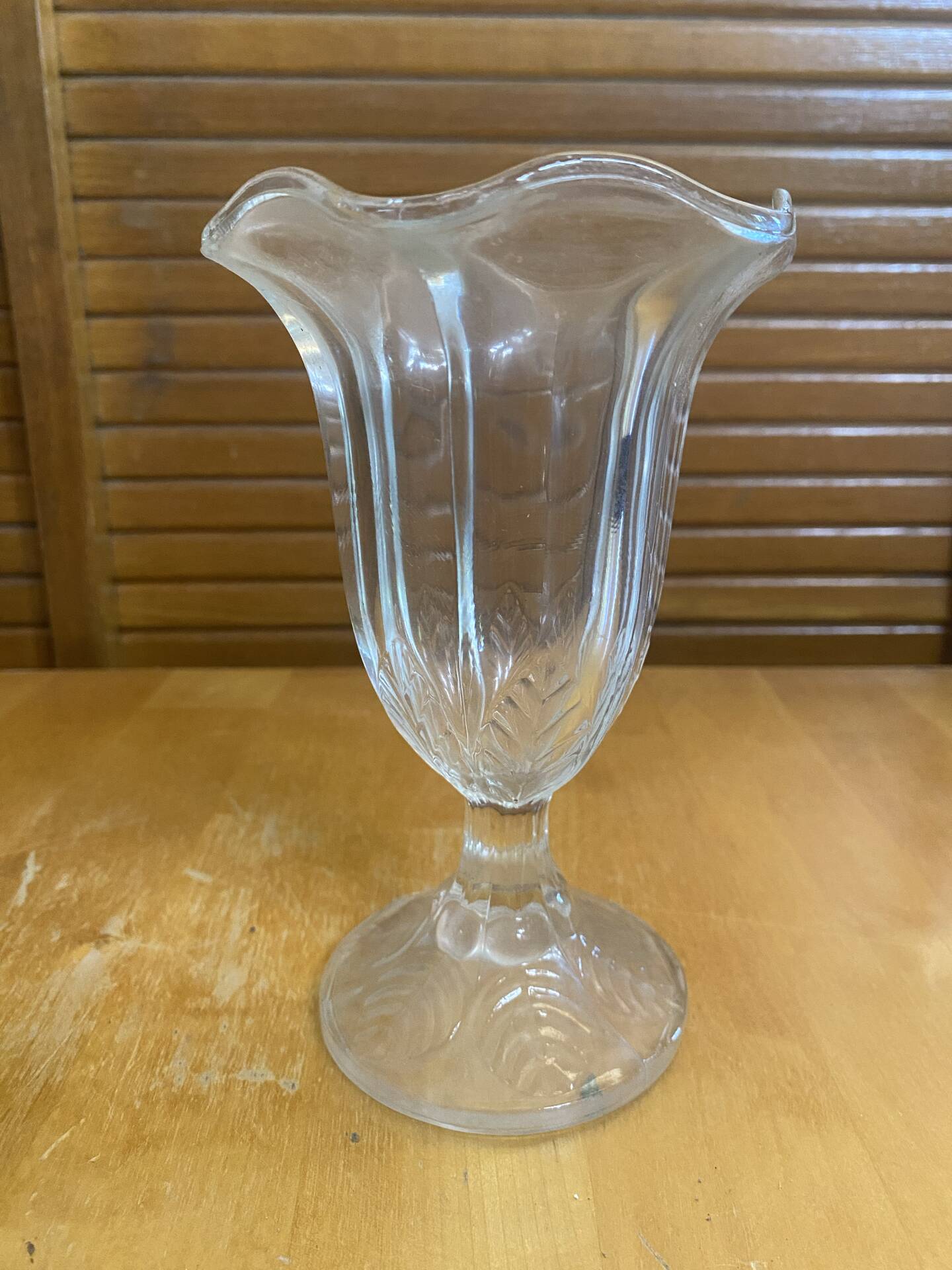 Set of 6 Ice Cream Bowls FIDENZA Moulded Glass Petal Shape Italy #E126