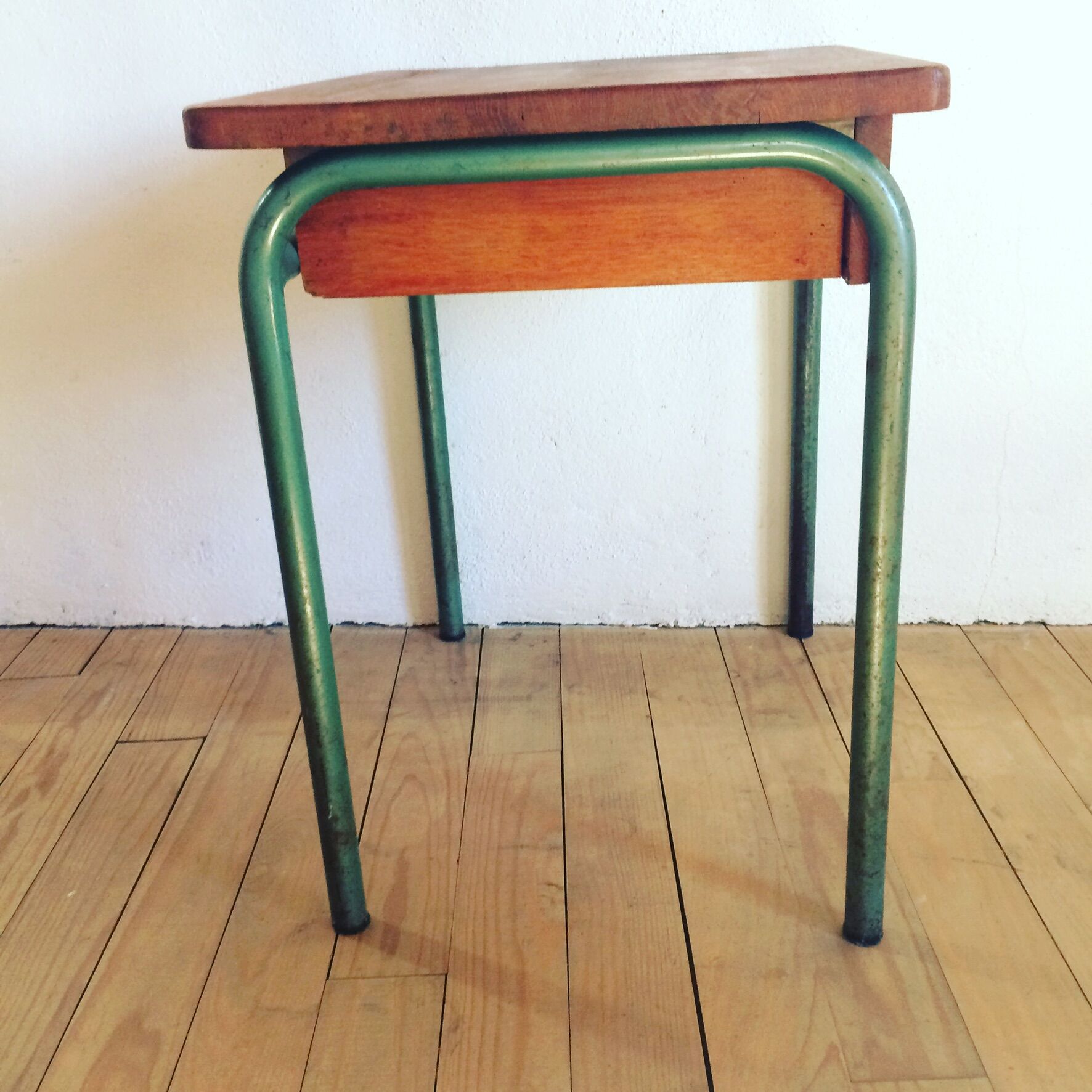 Bureau et chaise vintage des années 50
